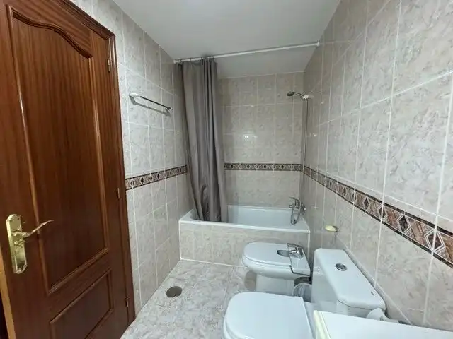 Bathroom of Flat for rent in Alcoy / Alcoi  with Storage room and Furnished