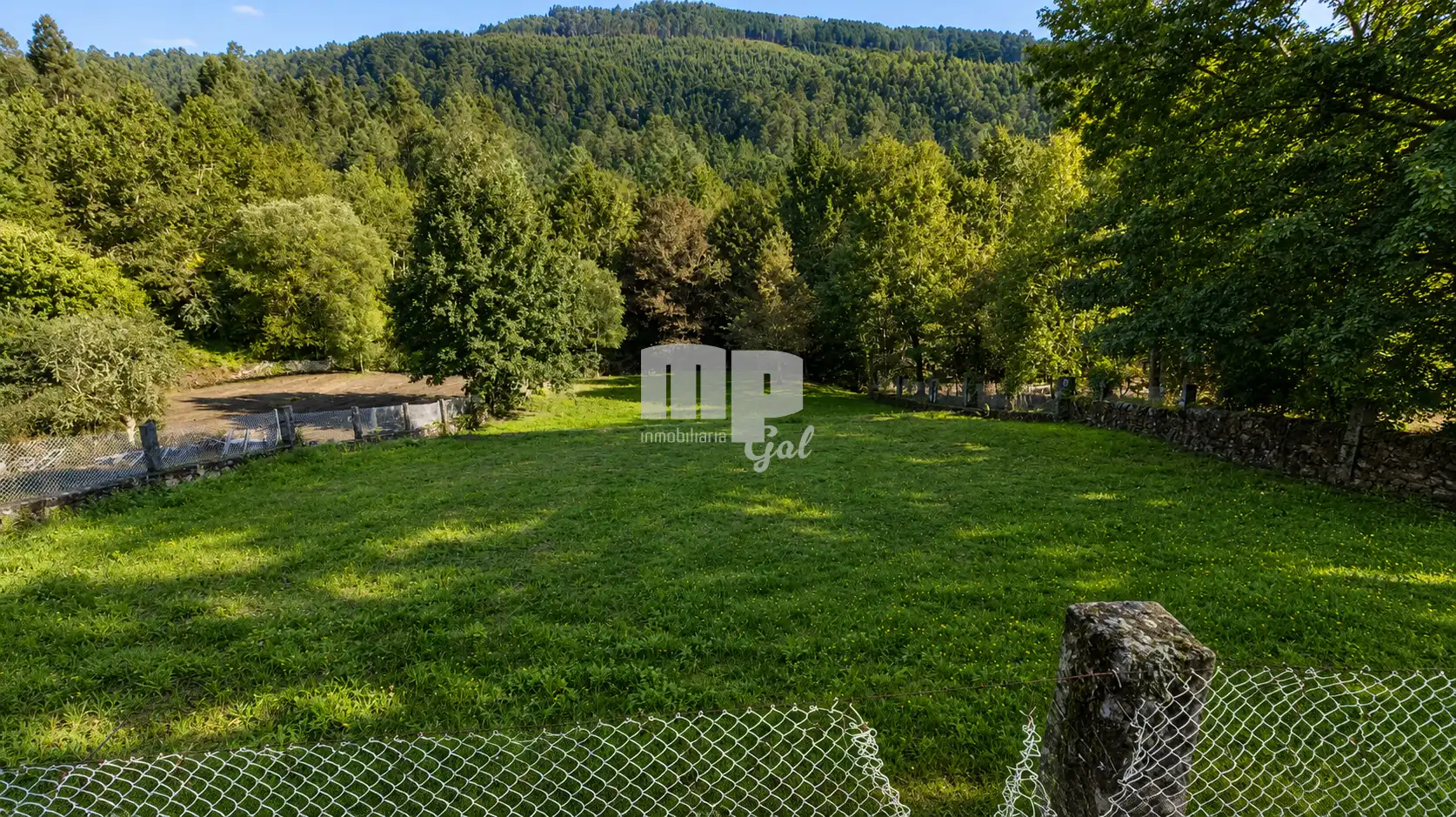 Country homes for sale in Pazos de Borbén  with Storage room