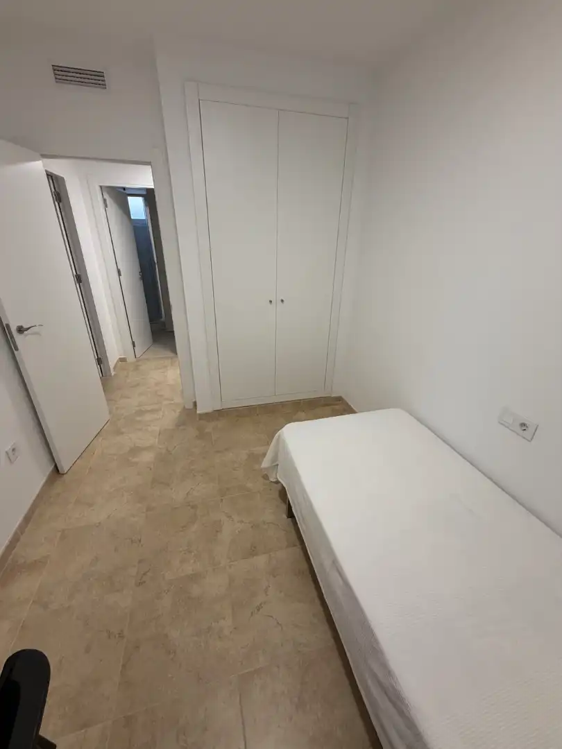 Schlafzimmer von Wohnung zur Miete in Almazora / Almassora mit Klimaanlage, Heizung und Abstellraum