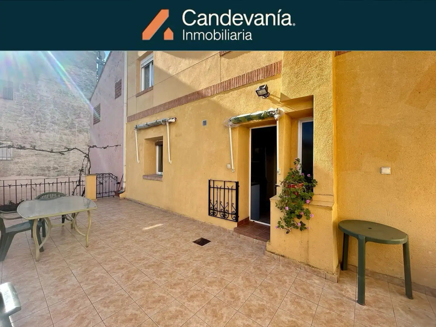 Casa en venda a Zuera