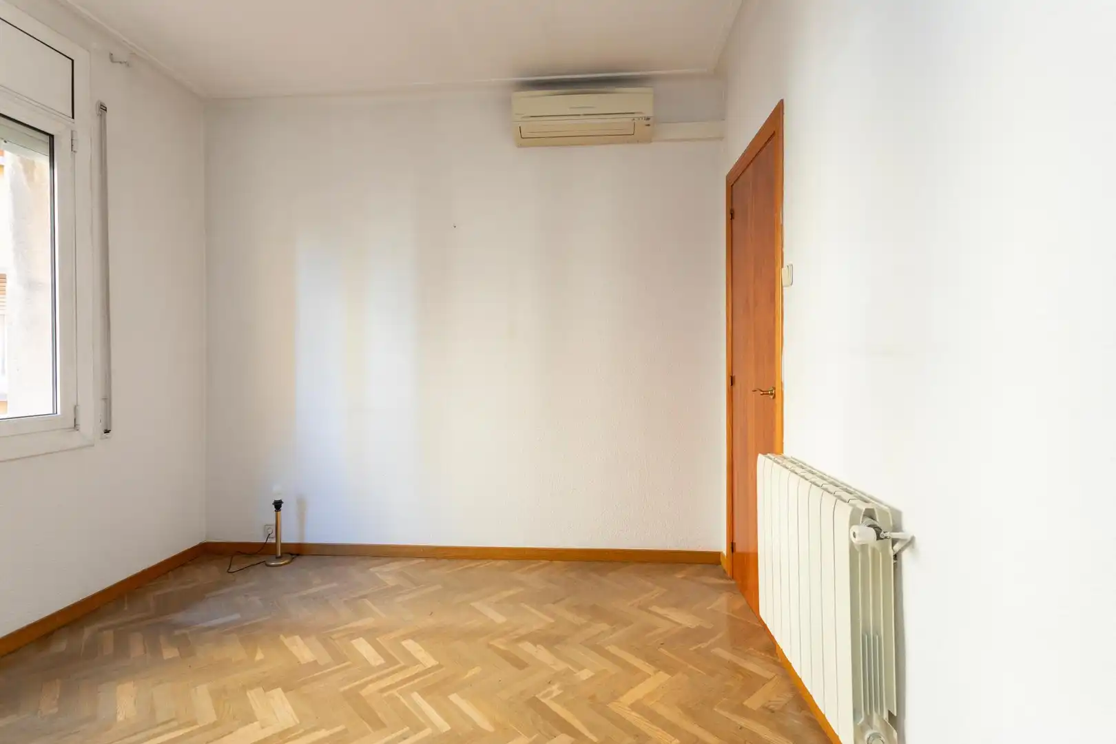 Habitación de Piso en venta en Barcelona con Aire acondicionado, Calefacción y Parquet