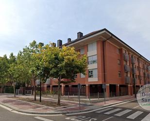 Exterior view of Duplex for sale in Valladolid Capital  with Heating, Terrace and Swimming Pool