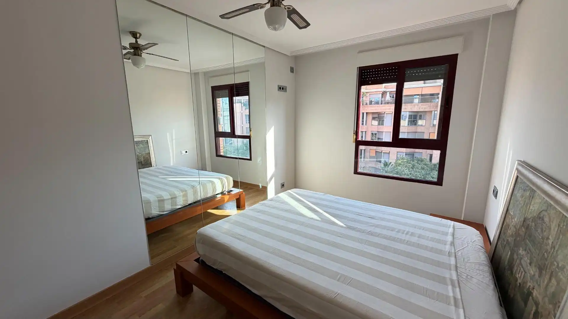 Habitación de Ático en venta en Campanar