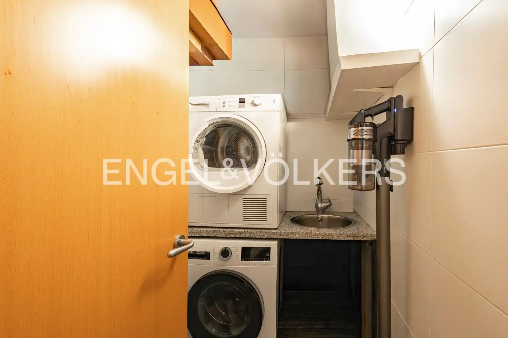 Kitchen of Duplexes for sale in Barcelona  with Air Conditioner, Heating and Parquet flooring