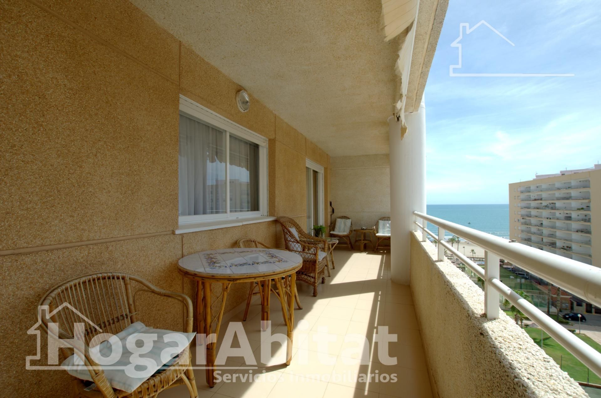 Habitación de Piso en venta en Cullera con Terraza y Balcón
