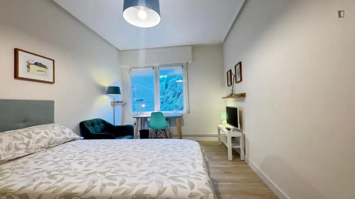 Habitación de Apartamento para compartir en Bilbao  con Amueblado, Horno y Lavadora