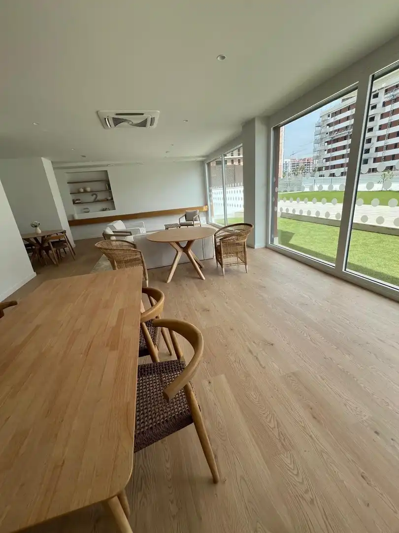 Appartamento con terrazza in affitto a Entrenúcleos, imagen 4