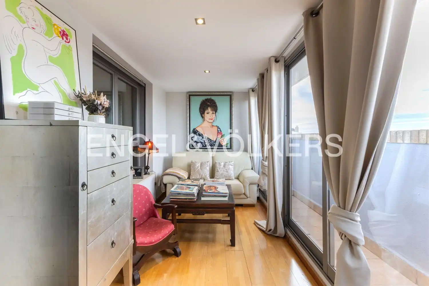 Vista exterior de Ático en venta en Valencia con Aire acondicionado, Calefacción y Jardín privado