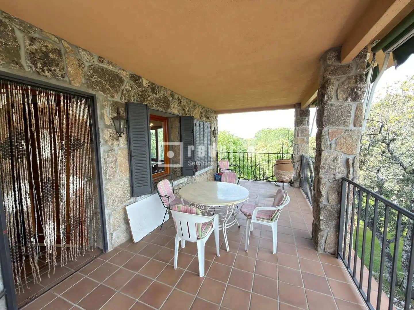 Terrassa de Casa o xalet en venda en Valdemorillo amb Calefacció, Jardí privat i Terrassa