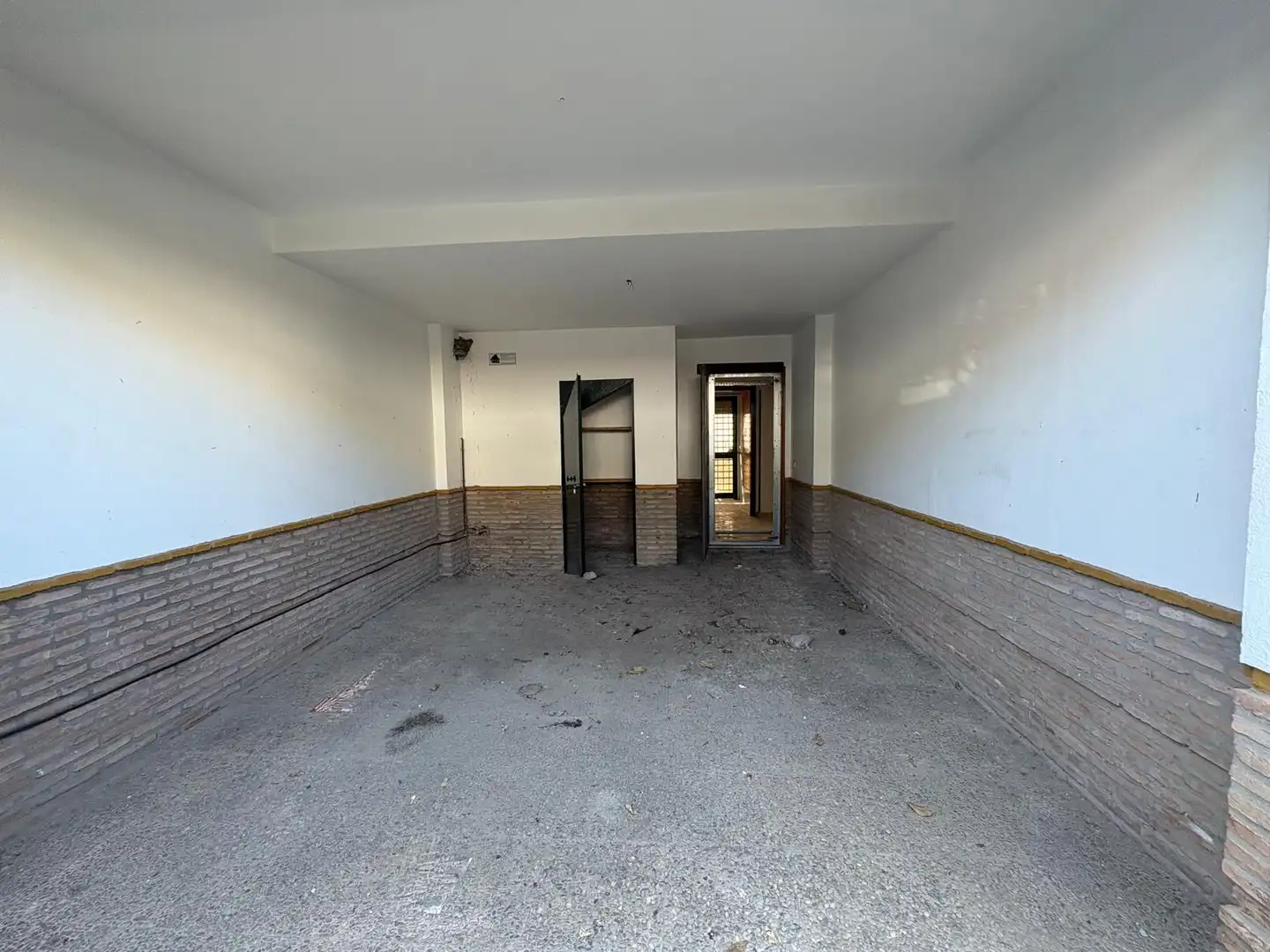 Detached homes for sale in Sevilla  with Storage room and Balcony