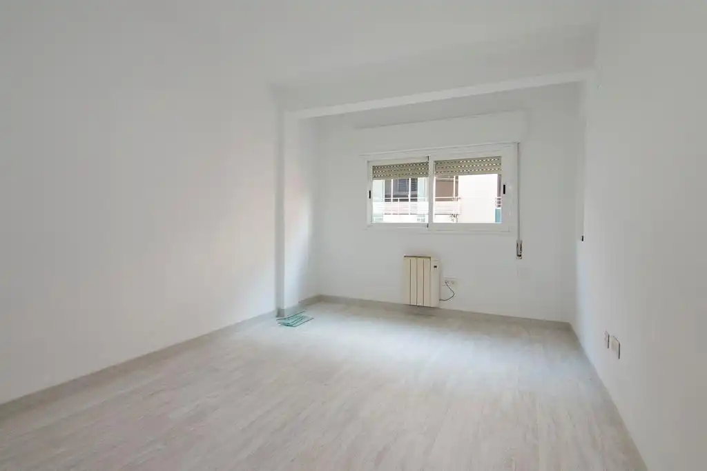 Habitación de Oficina de alquiler en Granada con Calefacción