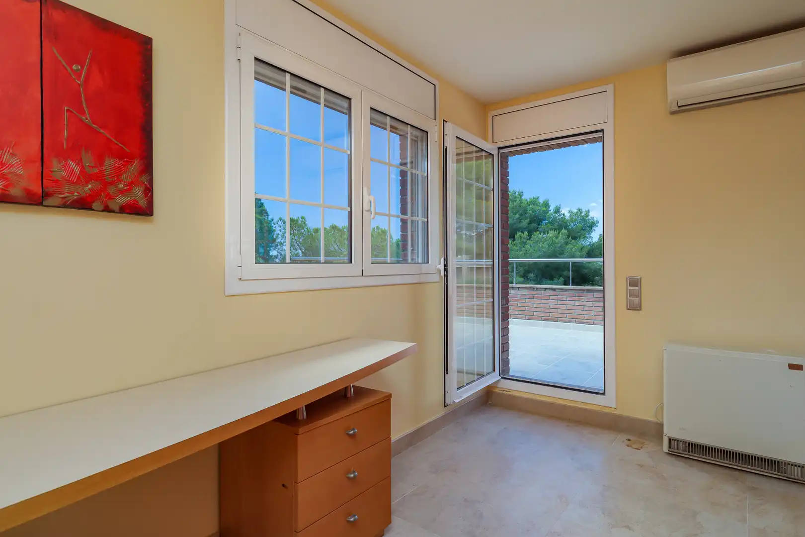 Dormitori de Casa o xalet en venda en Tarragona amb Aire condicionat, Jardí privat i Terrassa