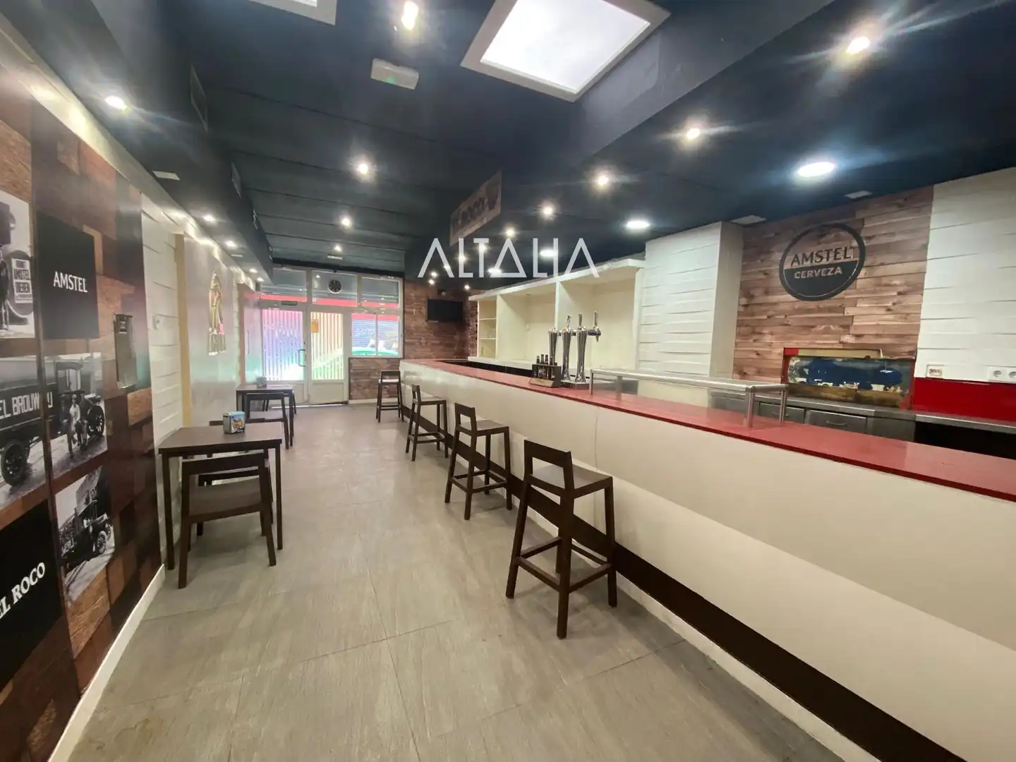 Local en venta en Cuenca con Aire acondicionado