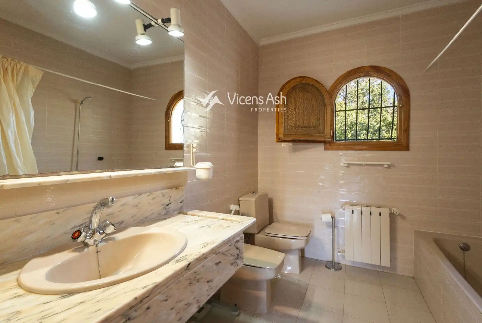 Bathroom of Houses for sale in Jávea / Xàbia  with Heating and Swimming Pool