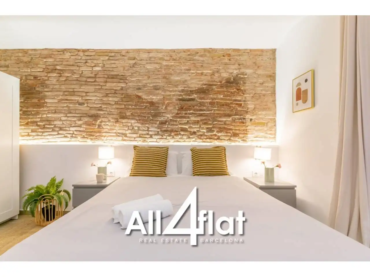 Bedroom of Flat for sale in Barcelona  with Air Conditioner, Furnished and Balcony