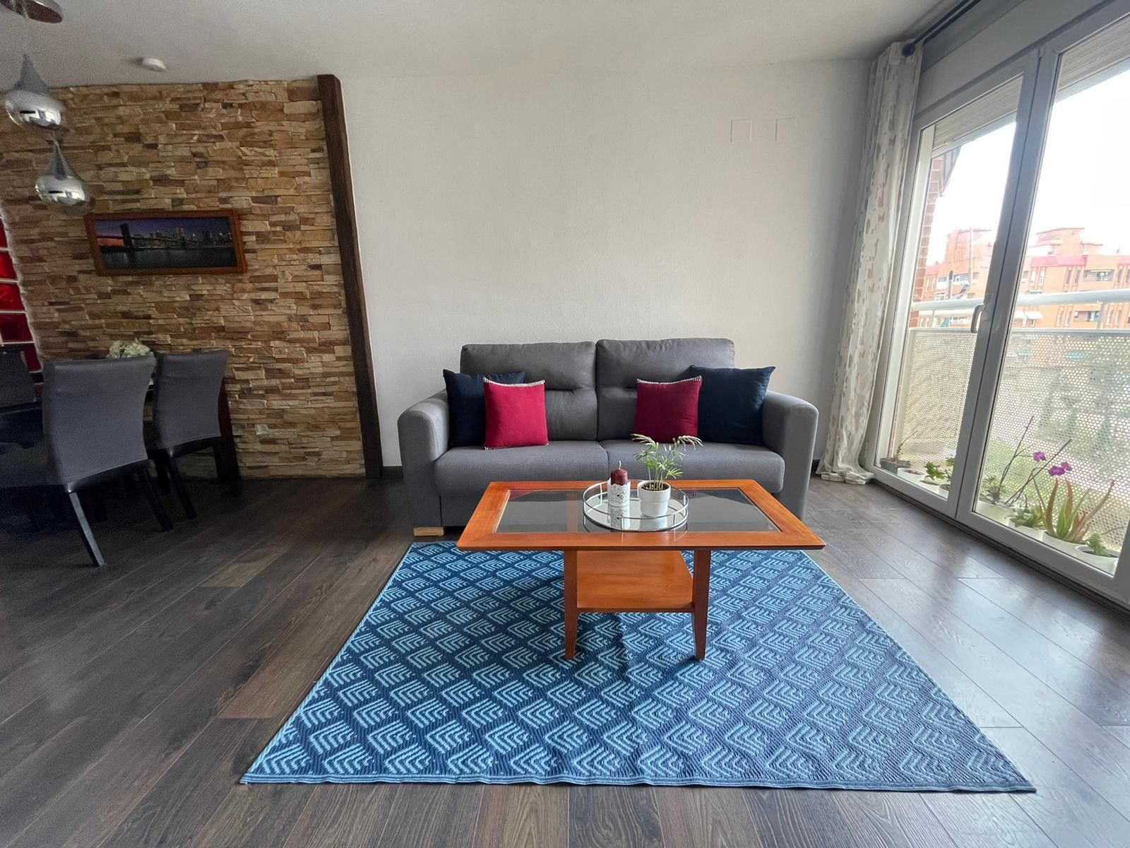 Sala d'estar de Apartament de lloguer en  Valencia Capital amb Aire condicionat, Calefacció i Parquet