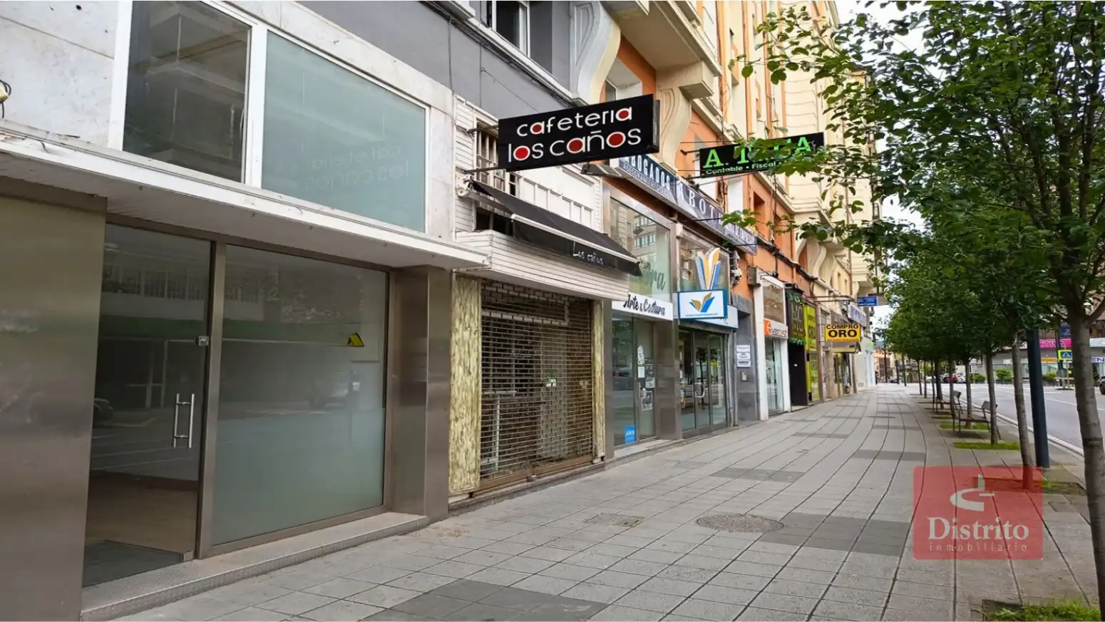 Local commercial à louer à Torrelavega - Julián Ceballos