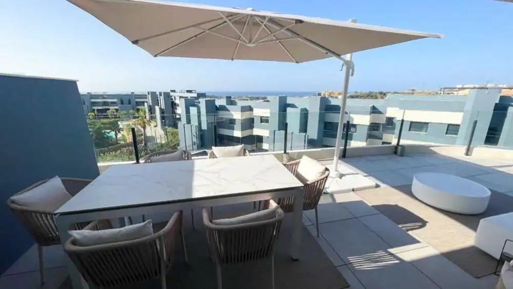 Terrassa de Apartament de lloguer en Estepona amb Aire condicionat, Terrassa i Traster