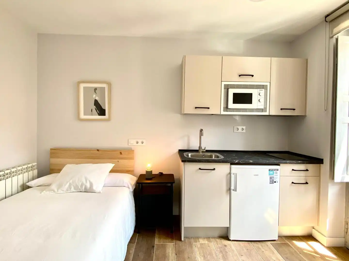 Habitación de Edificio en venta en Ávila