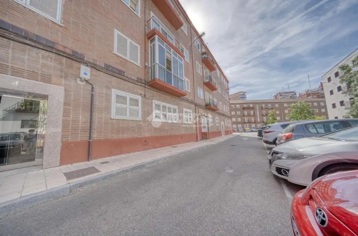 Exterior view of Flat for sale in Valladolid  with Heating and Terrace