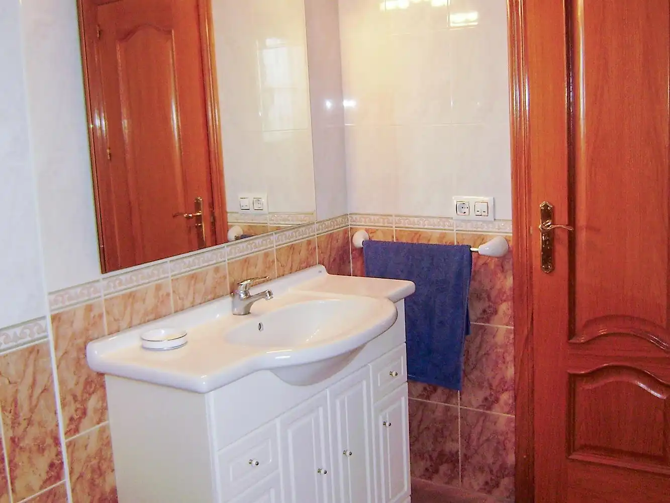 Houses for sale in Planet El, Urbanizaciones