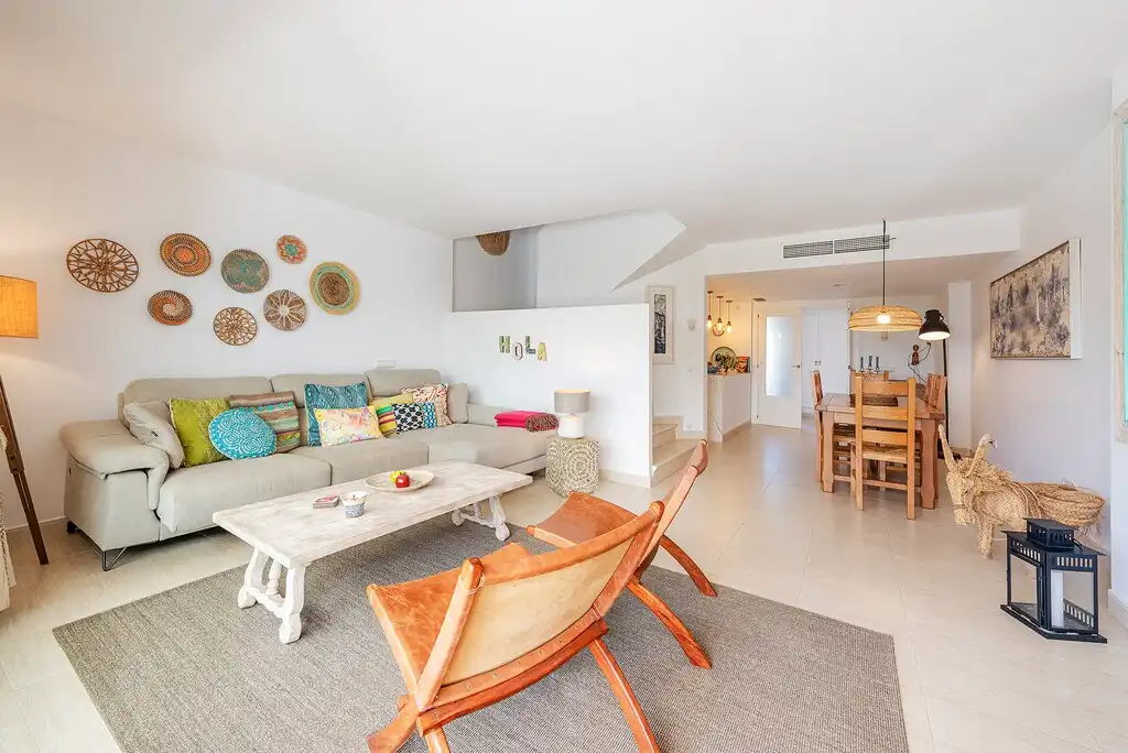 Living room of Detached homes for sale in Pollença  with Air Conditioner, Private garden and Terrace