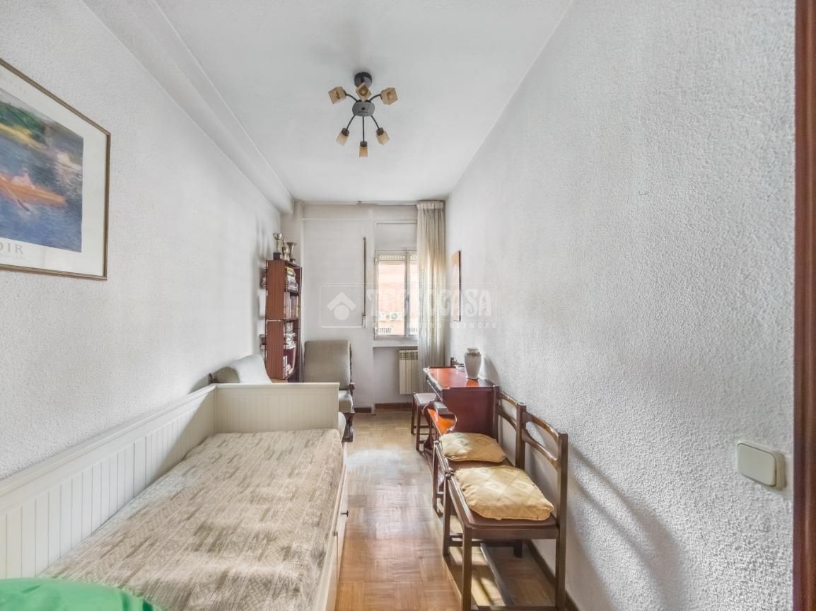 Habitación de Piso en venta en  Madrid Capital
