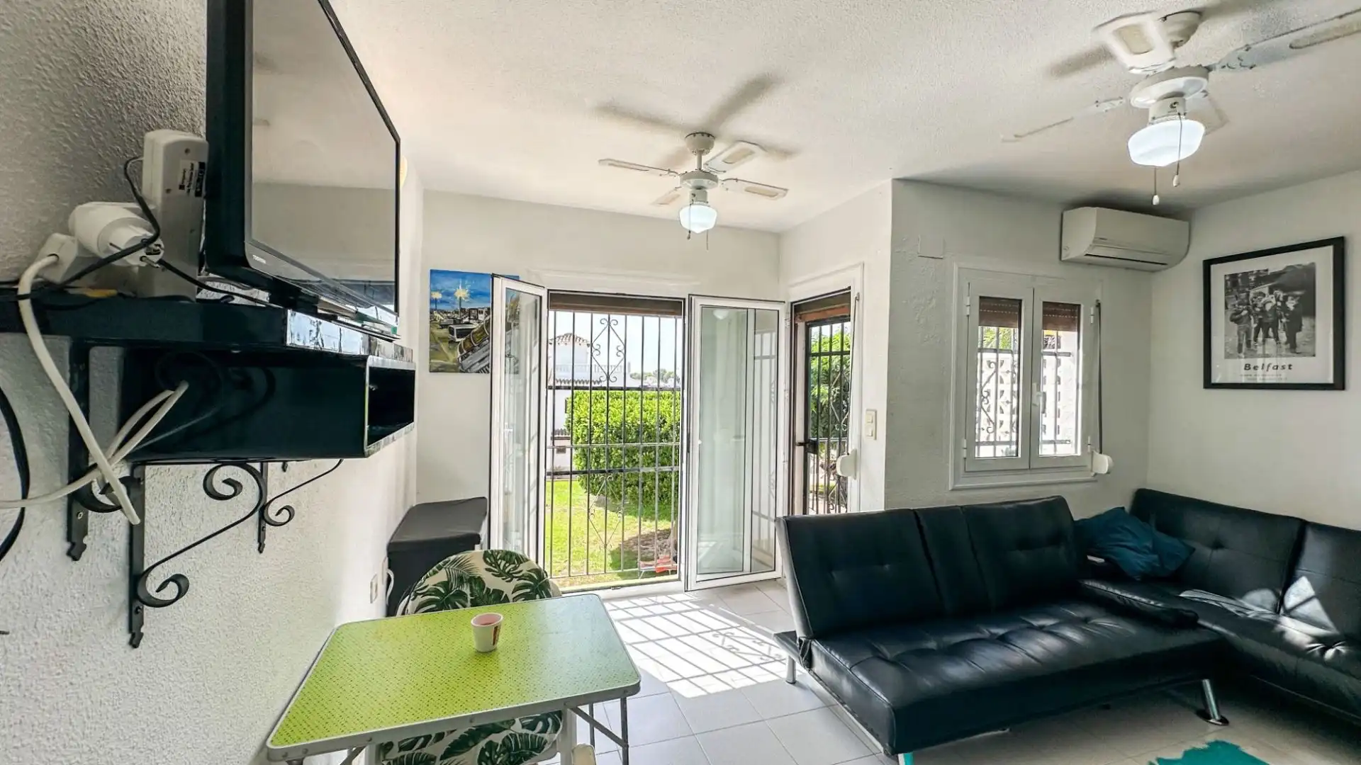 Bungalow with pool for sale in San Miguel de Salinas, imagen 3