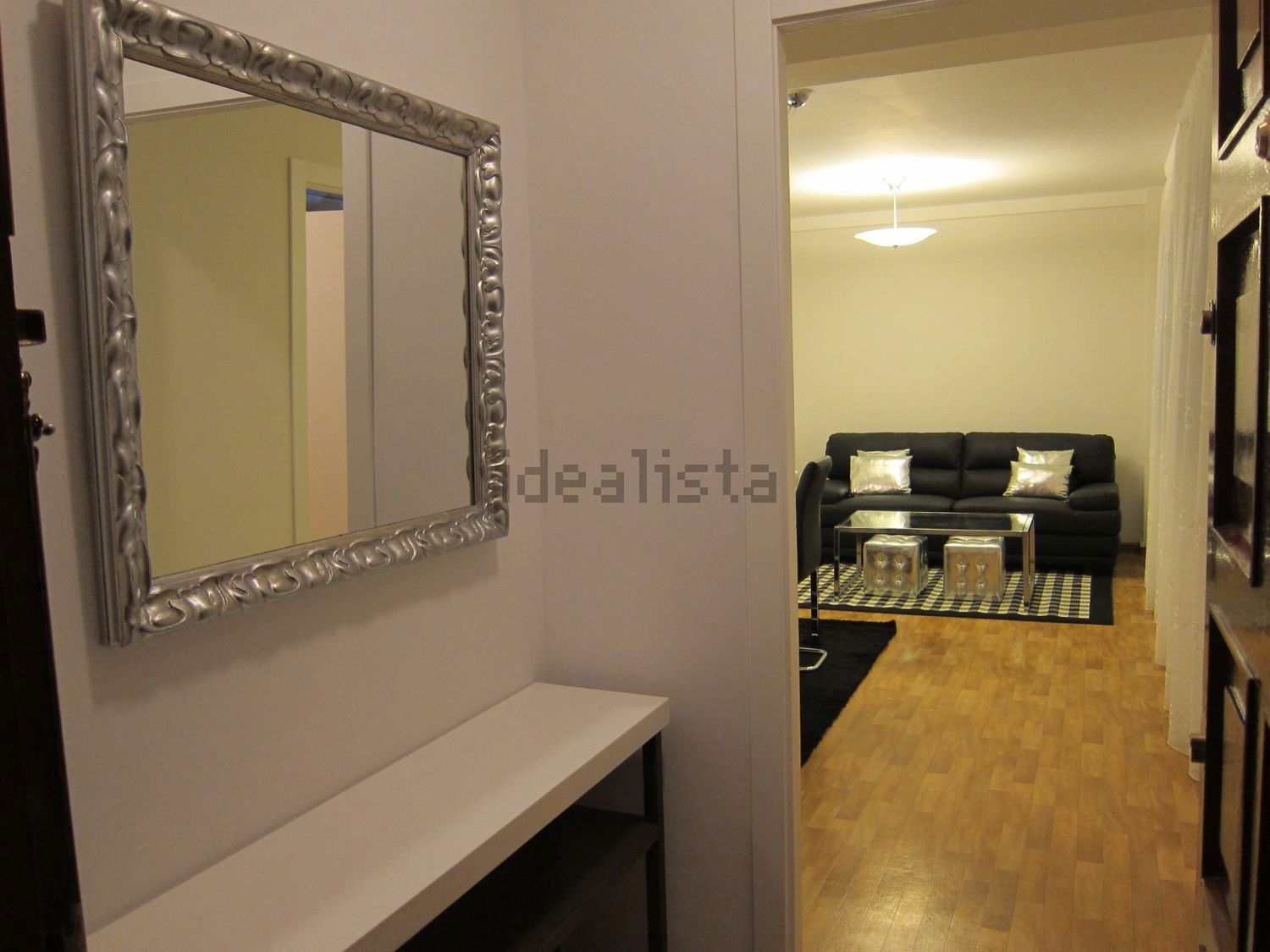 Pis de lloguer a Rúa de Santo Domingo de la Calzada, Ensanche - Sar