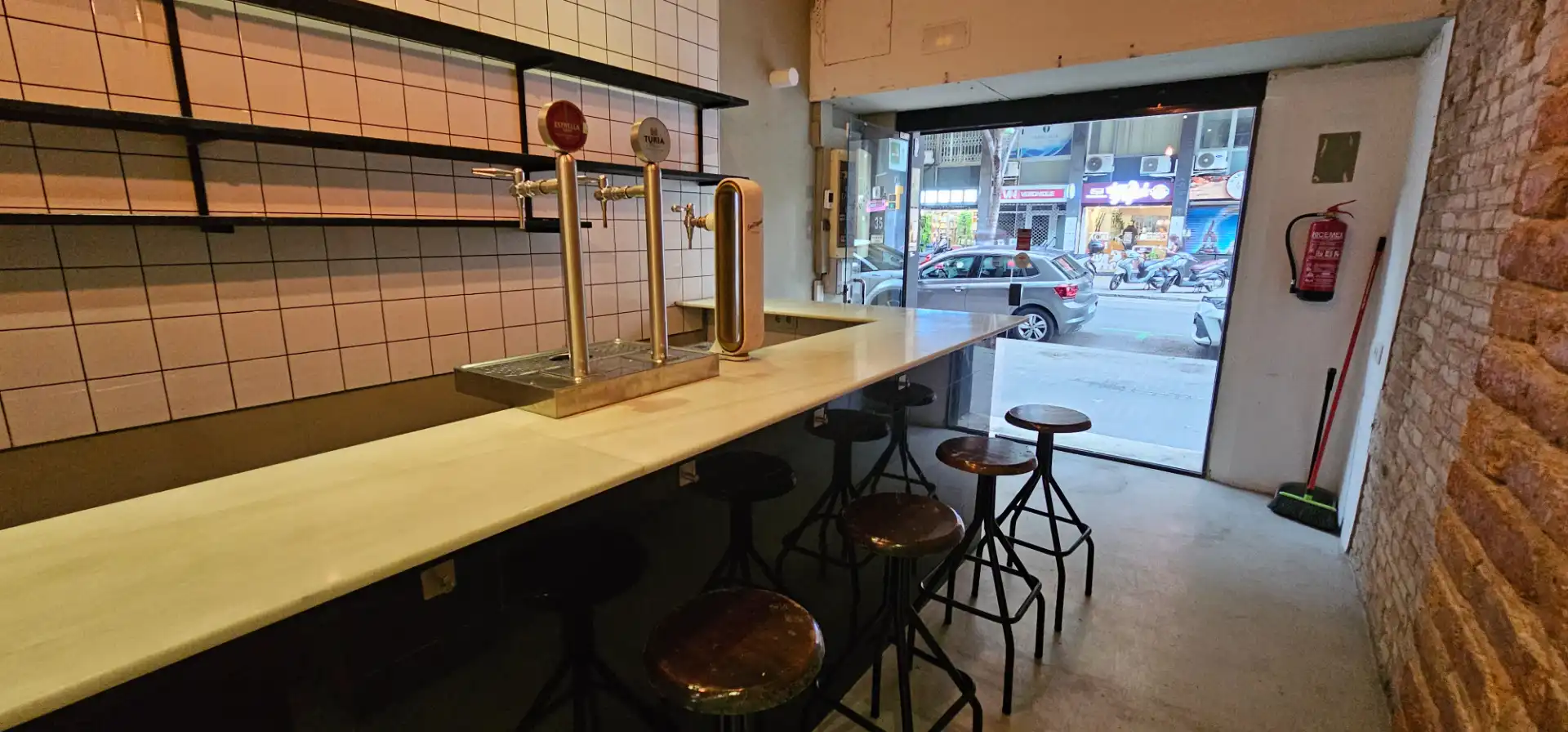Local comercial en venta en Carrer d'Entença