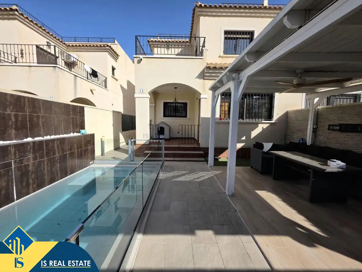 Villa mit Pool zum Verkauf in Nueva Torrevieja - Aguas Nuevas, imagen 11