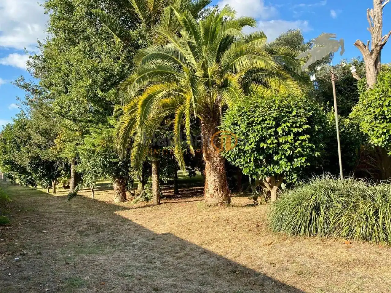 Jardín de Casa o chalet en venta en Vilagarcía de Arousa con Calefacción, Jardín privado y Trastero