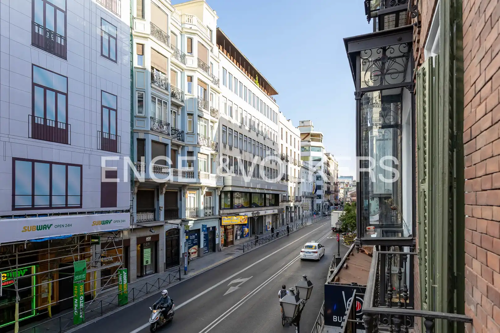 Vista exterior de Piso de alquiler en Madrid con Aire acondicionado, Calefacción y Parquet