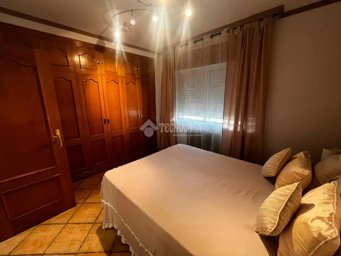 Bedroom of Detached homes for sale in Madrid  with Air Conditioner, Heating and Private garden