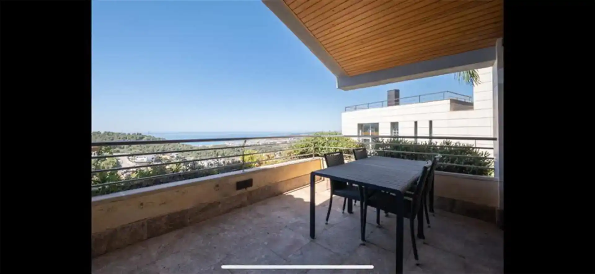Terrassa de Casa o xalet en venda en Sitges amb Aire condicionat, Piscina i Balcó