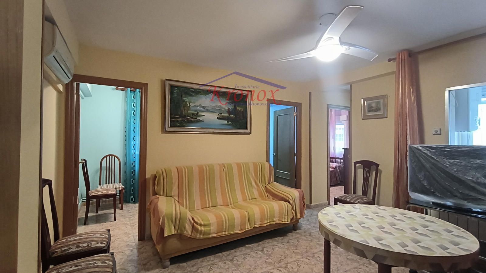 Living room of Flat for sale in  Madrid Capital  with Air Conditioner, Heating and Terrace