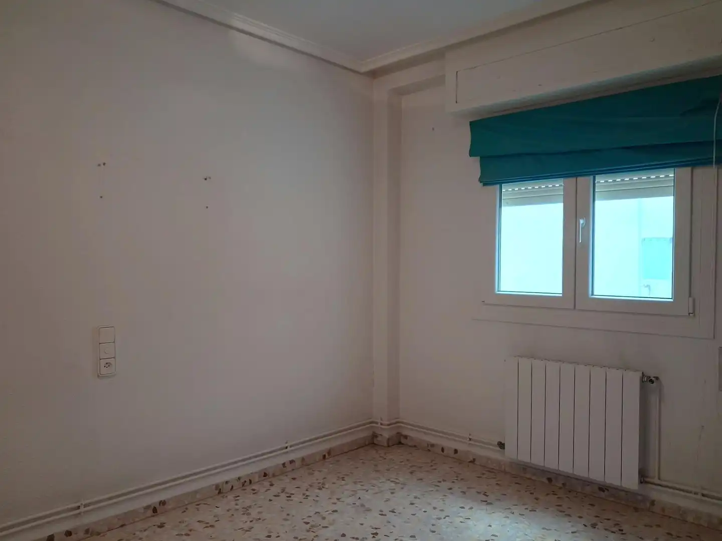 Bedroom of Flat for sale in Requena, Valencia