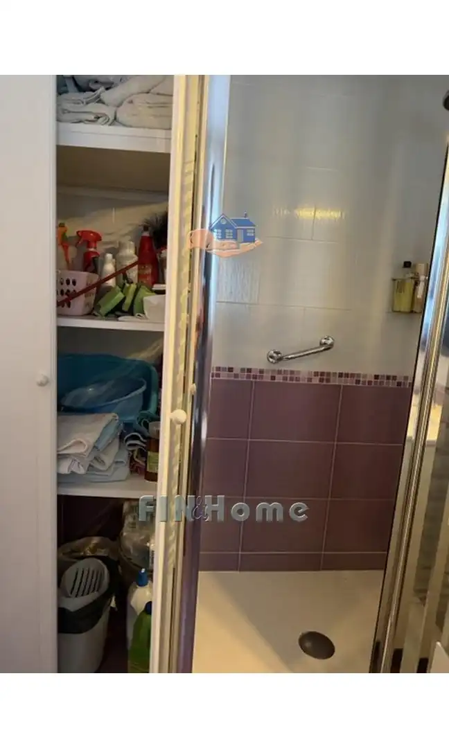 Baño de Piso de alquiler en Sevilla con Aire acondicionado, Calefacción y Trastero