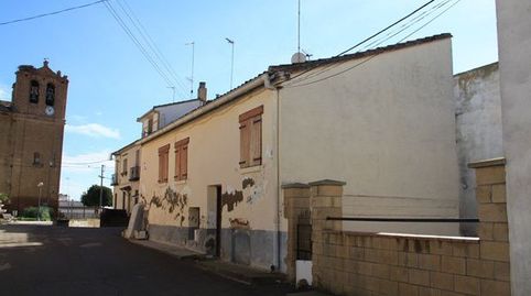 Casa Pueblo en venta en Almuniente, 4 dormitorios.