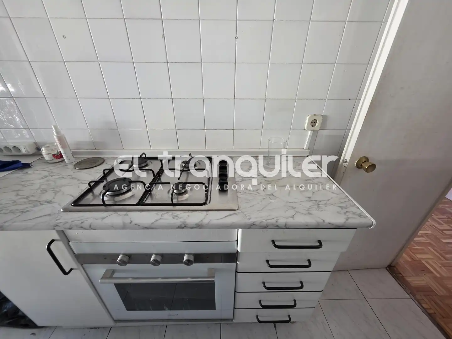 Kitchen of Flat for rent in Madrid  with Air Conditioner, Parquet flooring and Terrace