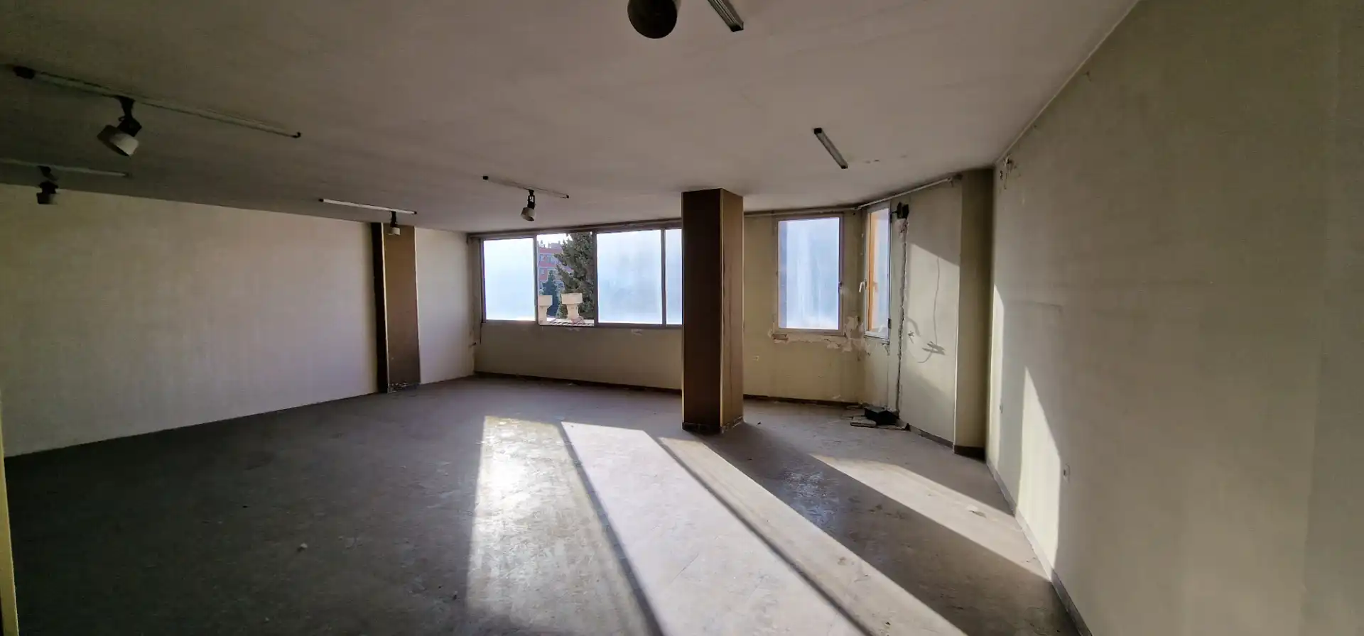 Local comercial en venta en Avinguda de l'Abat Marcet 58, imagen 4