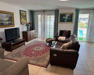 Sala d'estar de Casa o xalet en venda en Mijas