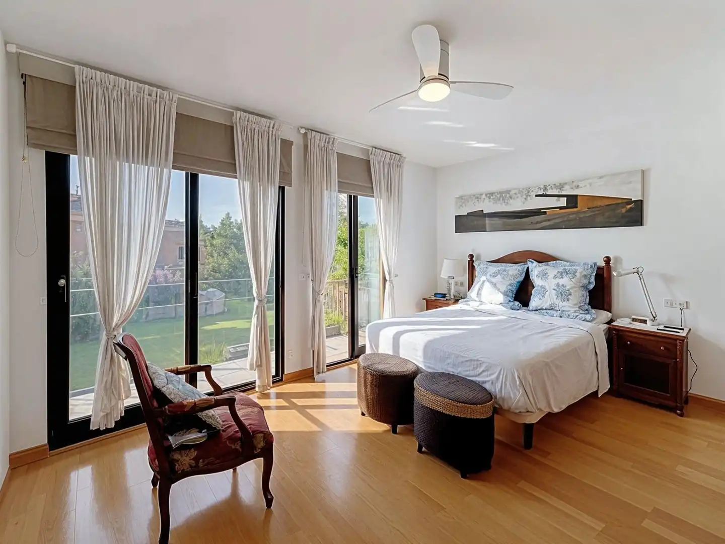 Habitación de Casa adosada de alquiler en Godella con Aire acondicionado, Calefacción y Jardín privado