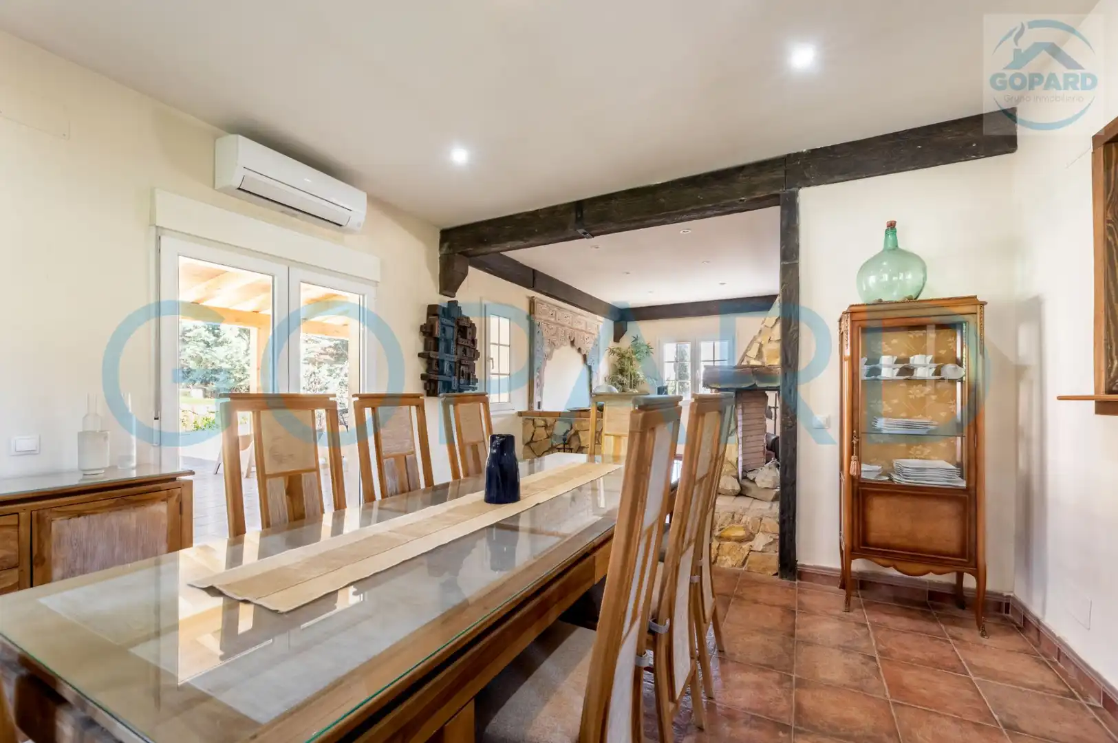 Comedor de Casa o chalet en venta en Valdemorillo con Aire acondicionado, Calefacción y Jardín privado