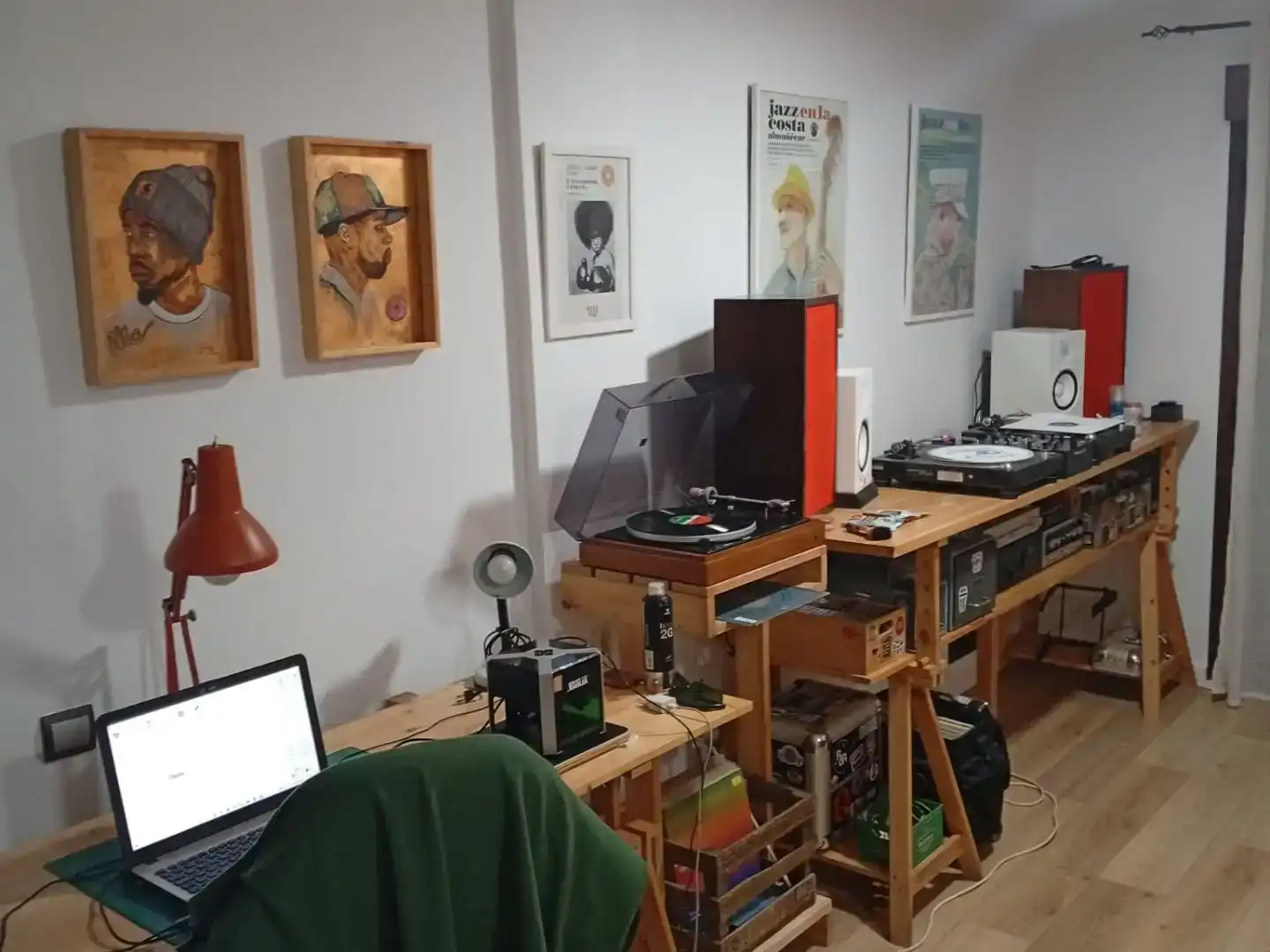 Sala d'estar de Casa adosada en venda en Las Tinajerías - Juderías