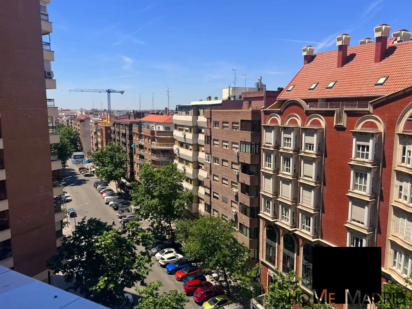 Vista exterior de Pis en venda en Madrid amb Calefacció, Parquet i Terrassa