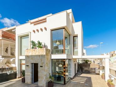 Casa amb piscina en venda a Las Salinas