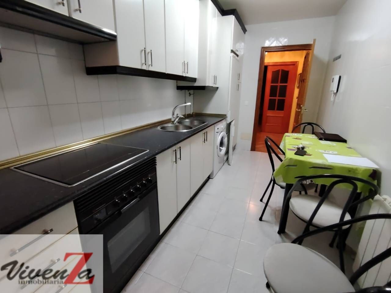Kitchen of Flat for sale in Zamora Capital   with Heating, Parquet flooring and Furnished