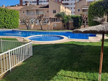 Pis amb balcó en venda a Elche ciudad