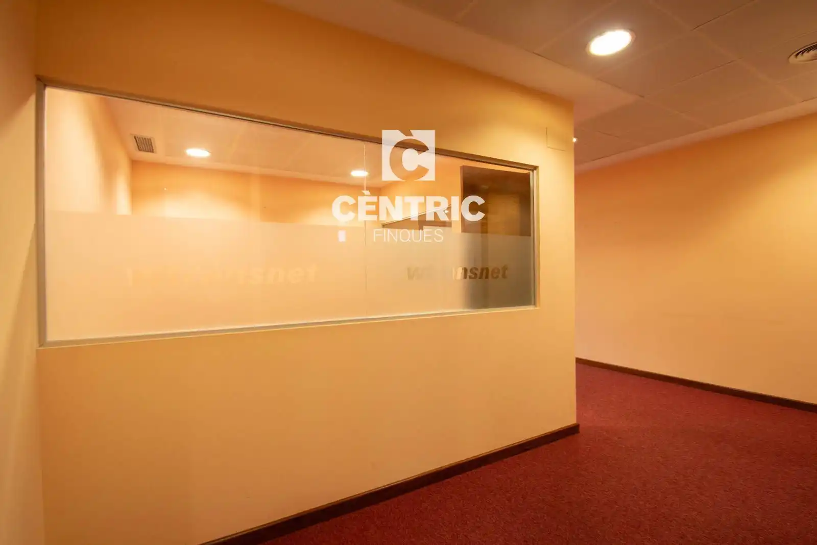 Oficina de alquiler en Terrassa
